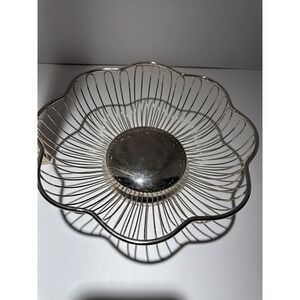 Silver Plated Wire 9.5in Basket Scalloped Flower Shaped Edge Decor Vintage